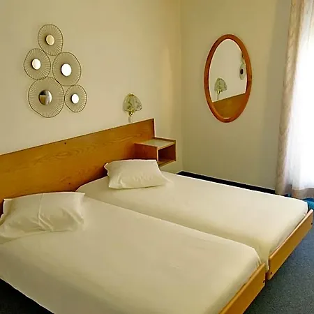 Hotel De La A