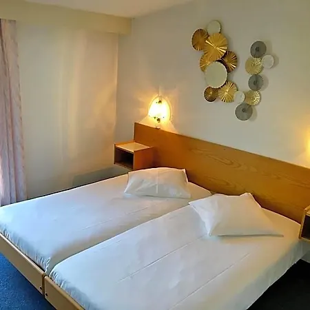 De La A Hotel